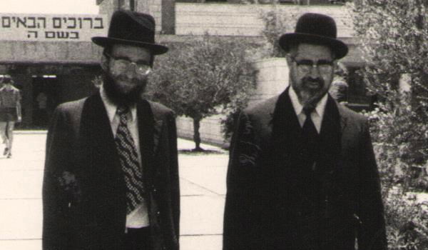 הרב ישראל גליס עם מרן הרב עובדיה יוסף