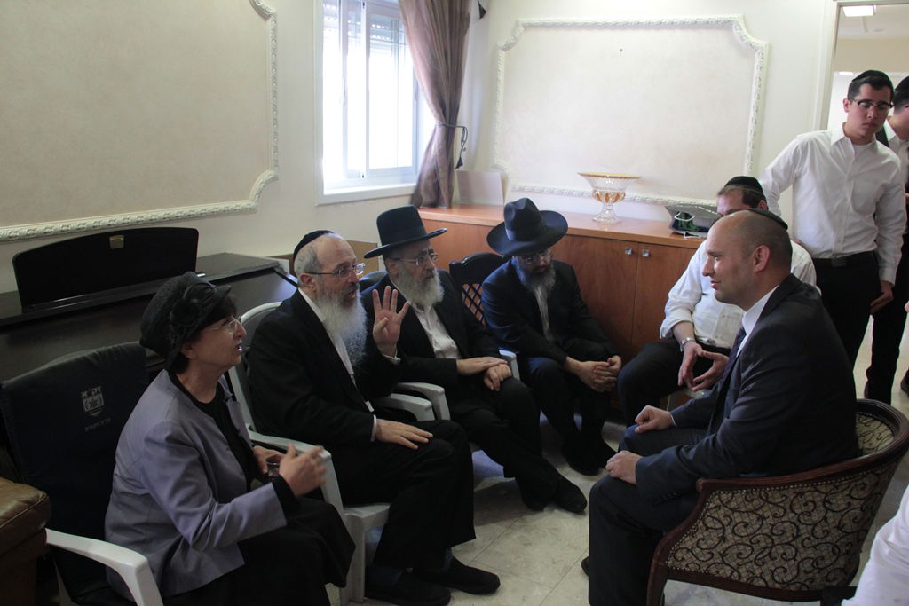 בני מרן הגר"ע יוסף לבנט: אבא מאוד רצה שתבוא אליו