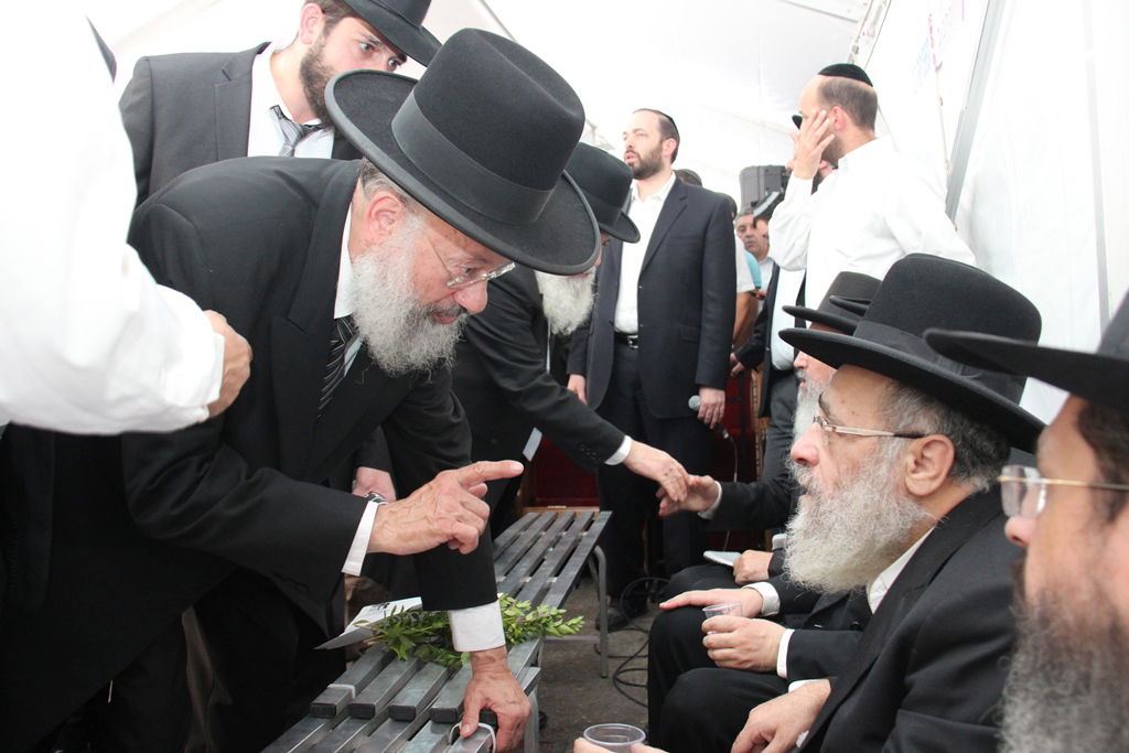 פותחים שבוע בלי מרן הרב עובדיה יוסף • גלריה מהאוהל