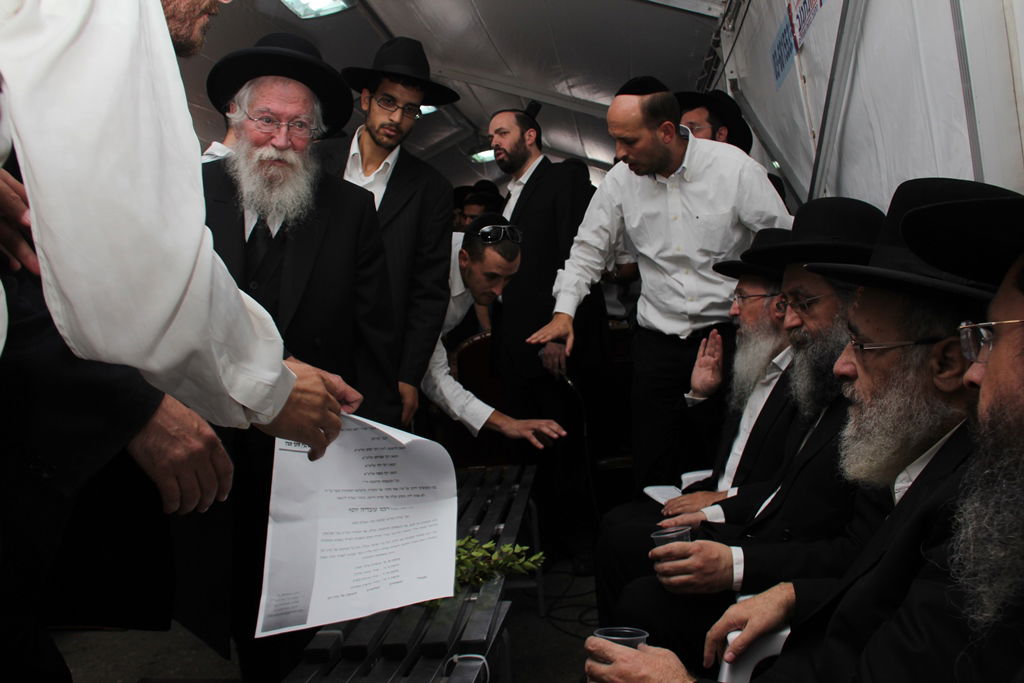 פותחים שבוע בלי מרן הרב עובדיה יוסף • גלריה מהאוהל