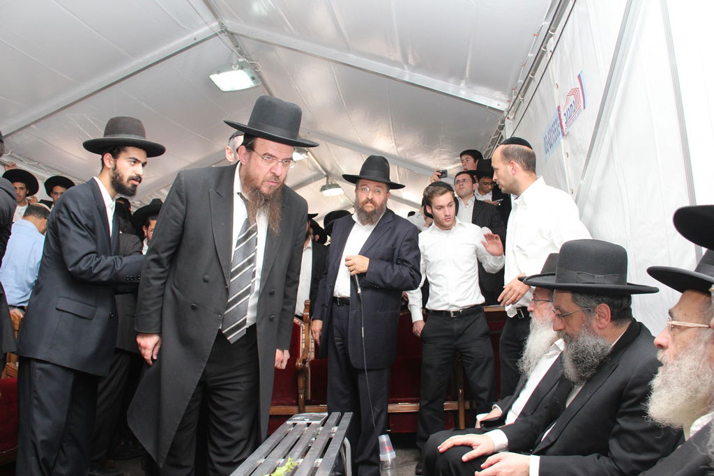 פותחים שבוע בלי מרן הרב עובדיה יוסף • גלריה מהאוהל