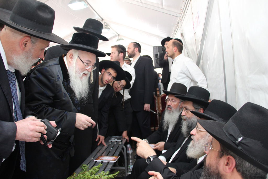 פותחים שבוע בלי מרן הרב עובדיה יוסף • גלריה מהאוהל