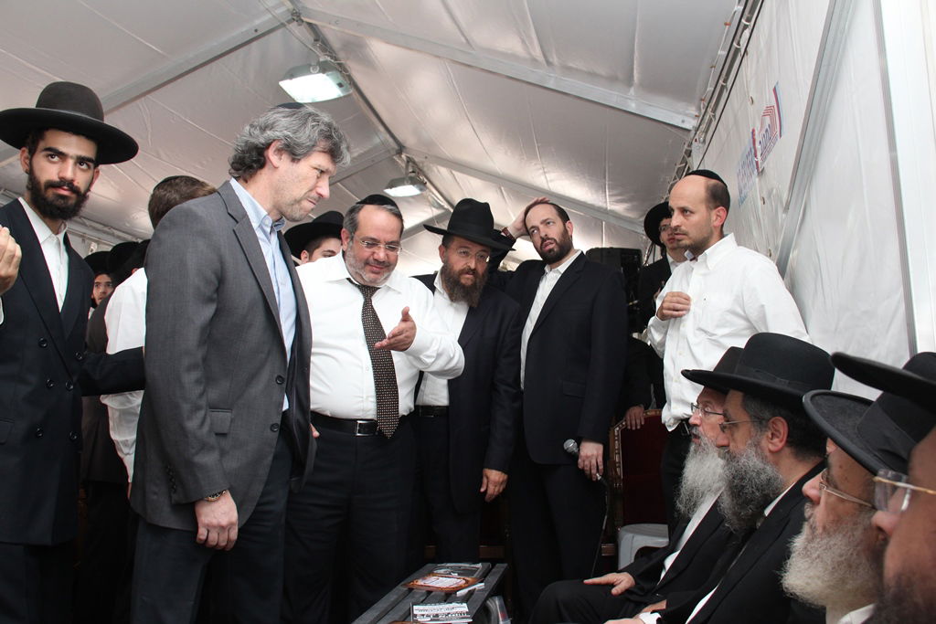 פותחים שבוע בלי מרן הרב עובדיה יוסף • גלריה מהאוהל