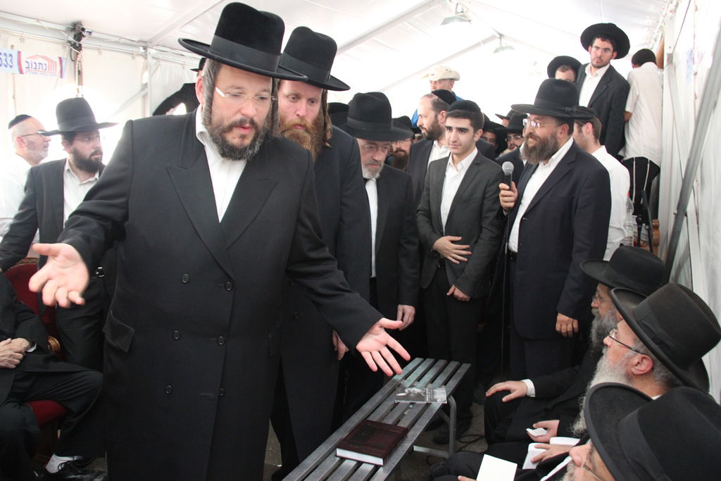 פותחים שבוע בלי מרן הרב עובדיה יוסף • גלריה מהאוהל