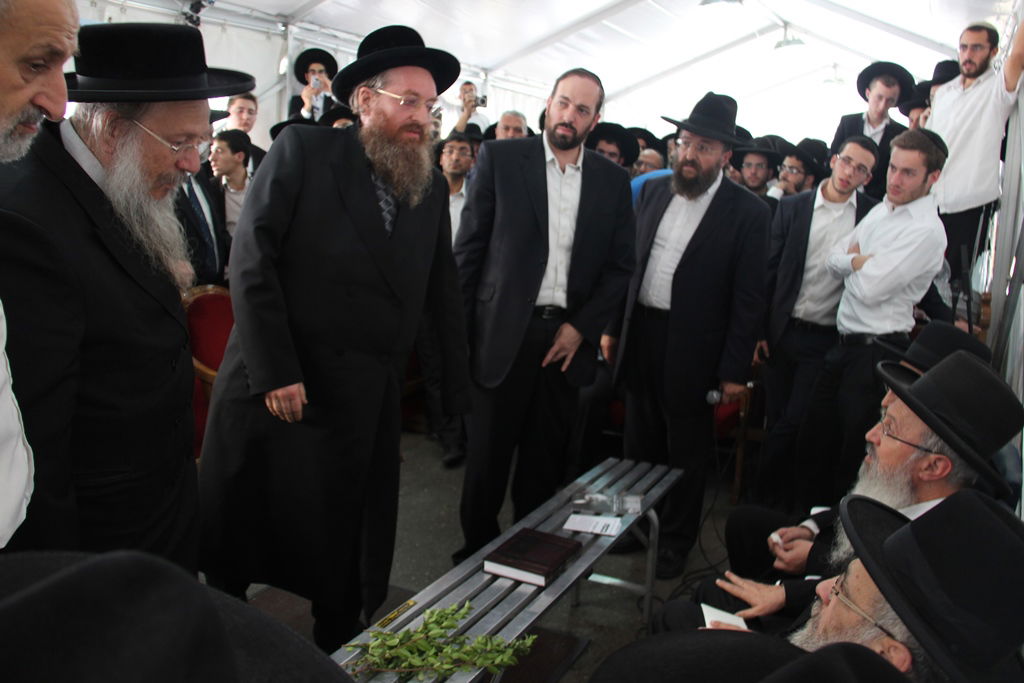 פותחים שבוע בלי מרן הרב עובדיה יוסף • גלריה מהאוהל