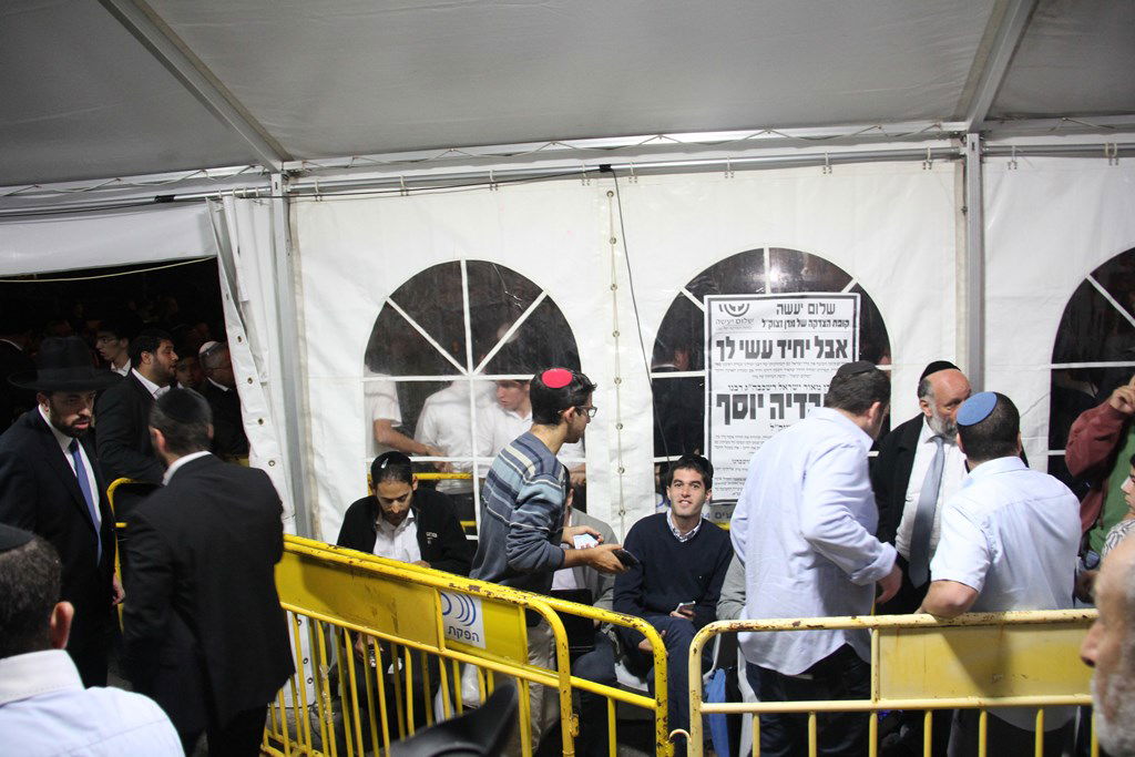 פותחים שבוע בלי מרן הרב עובדיה יוסף • גלריה מהאוהל