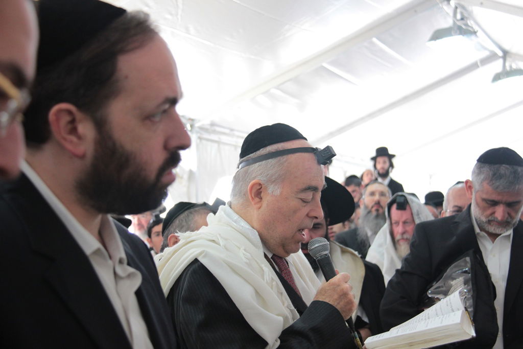 פותחים שבוע בלי מרן הרב עובדיה יוסף • גלריה מהאוהל