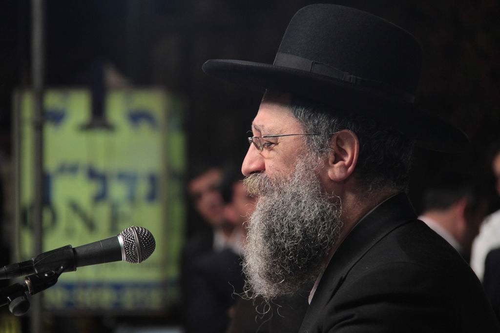 הרב דוד יוסף, הערב