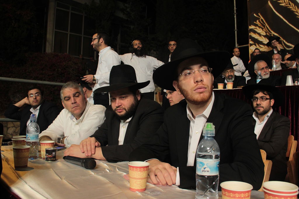 עצרת הרבבות לזכרו של הרב עובדיה • צפו