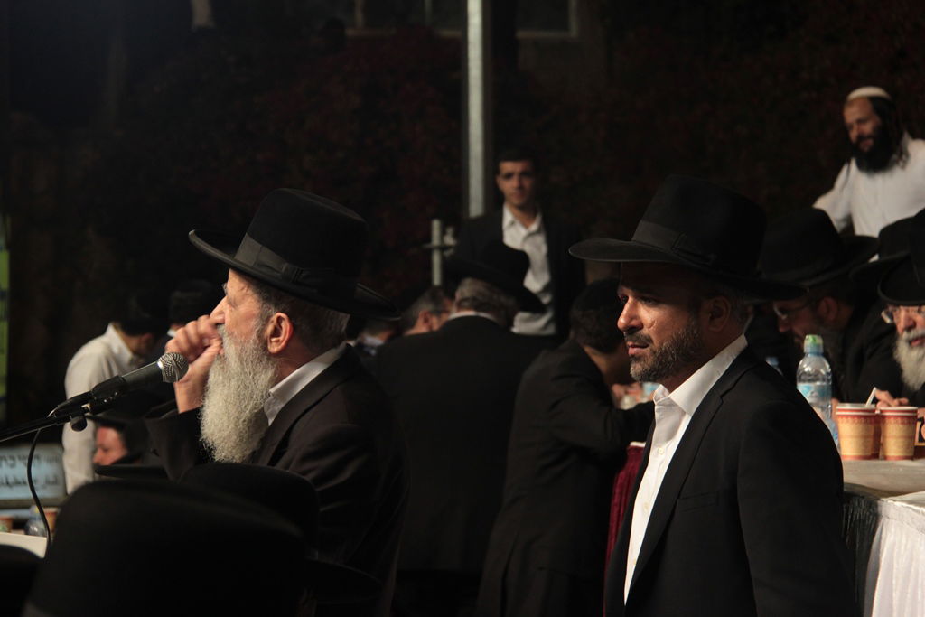 עצרת הרבבות לזכרו של הרב עובדיה • צפו