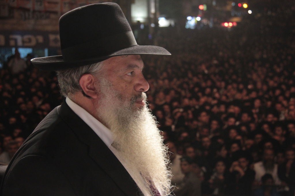 עצרת הרבבות לזכרו של הרב עובדיה • צפו