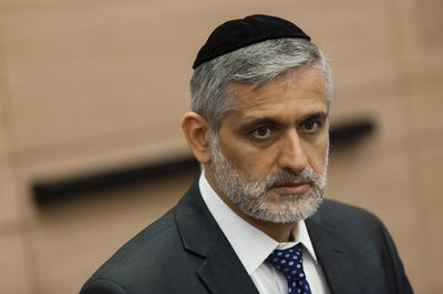 "שופכים את דמו". אלי ישי