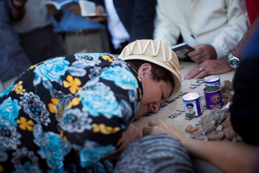 מתקשים להיפרד ממרן הרב עובדיה יוסף זצ"ל • תמונות