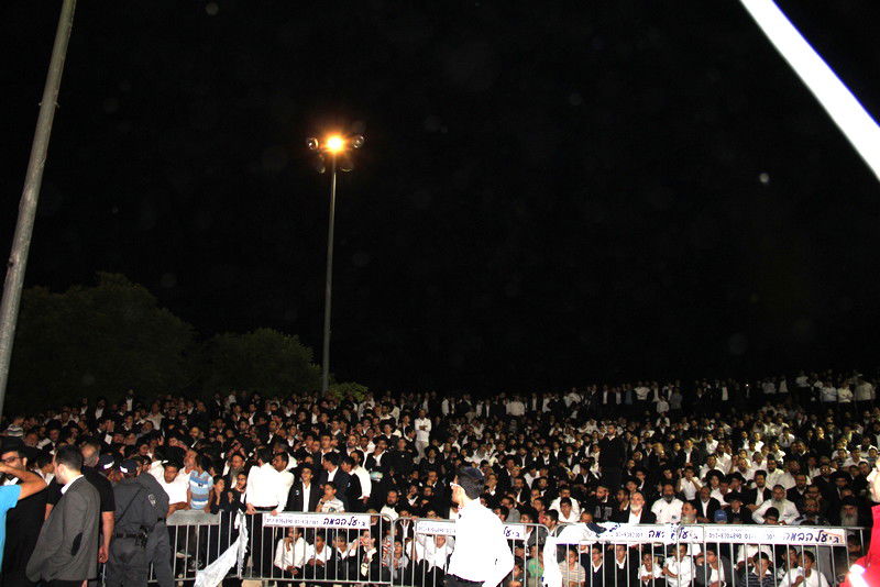 אלעד: עצרת ענק למען צוריאל קריספל • סיקור ענק