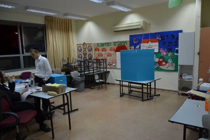 הקרב באלעד מגיע לישורת אחרונה: מאבק על כל קול