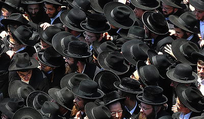 פסיפס חרדי, גם החרדי העובד חלק ממנו