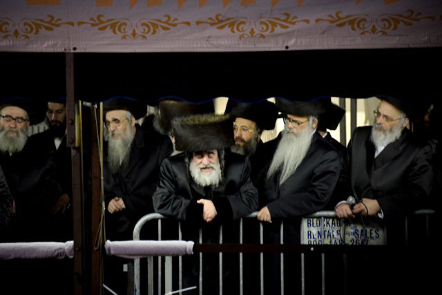 גלרית ענק: מצווה טאנץ בחתונת סקווירא