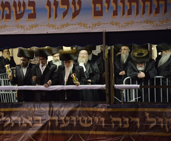 גלרית ענק: מצווה טאנץ בחתונת סקווירא