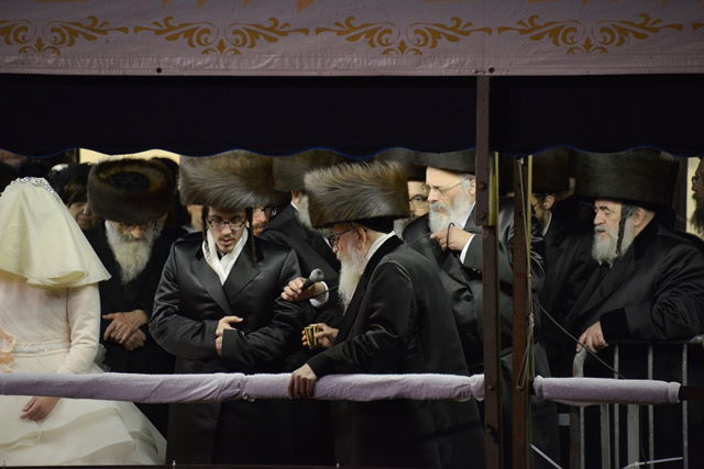 גלרית ענק: מצווה טאנץ בחתונת סקווירא