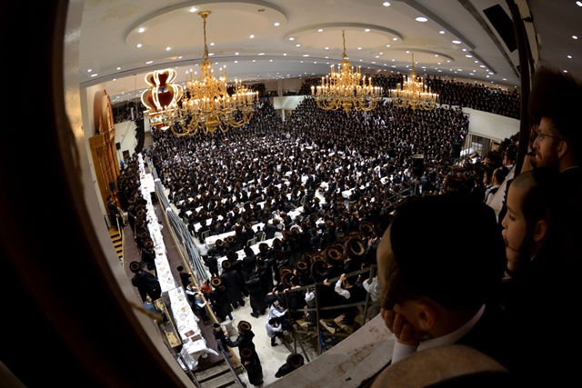 גלרית ענק: מצווה טאנץ בחתונת סקווירא