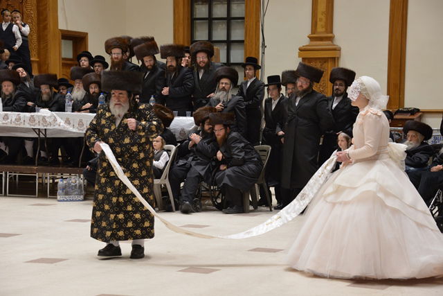 גלרית ענק: מצווה טאנץ בחתונת סקווירא