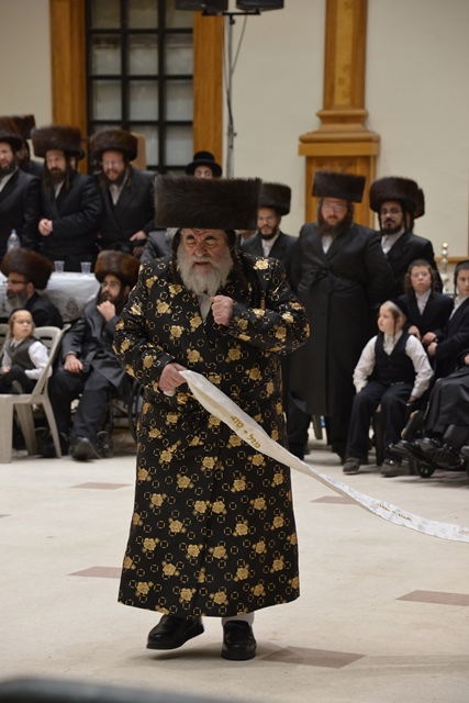 גלרית ענק: מצווה טאנץ בחתונת סקווירא