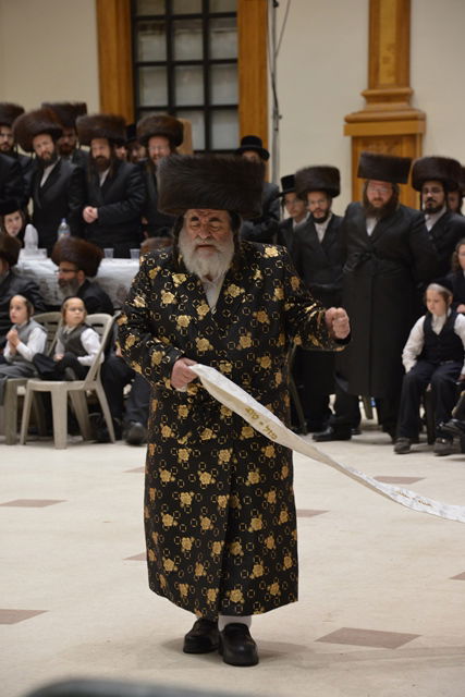 גלרית ענק: מצווה טאנץ בחתונת סקווירא