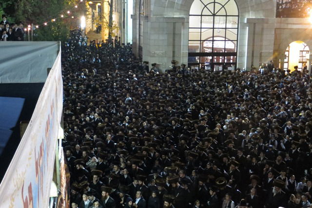 גלרית ענק: מצווה טאנץ בחתונת סקווירא