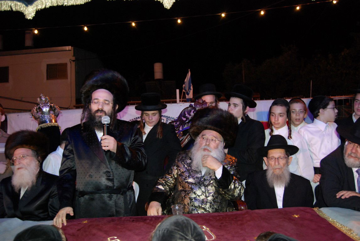 צפו: הכנסת ספר תורה וחנוכת בית מדרש במישקולץ