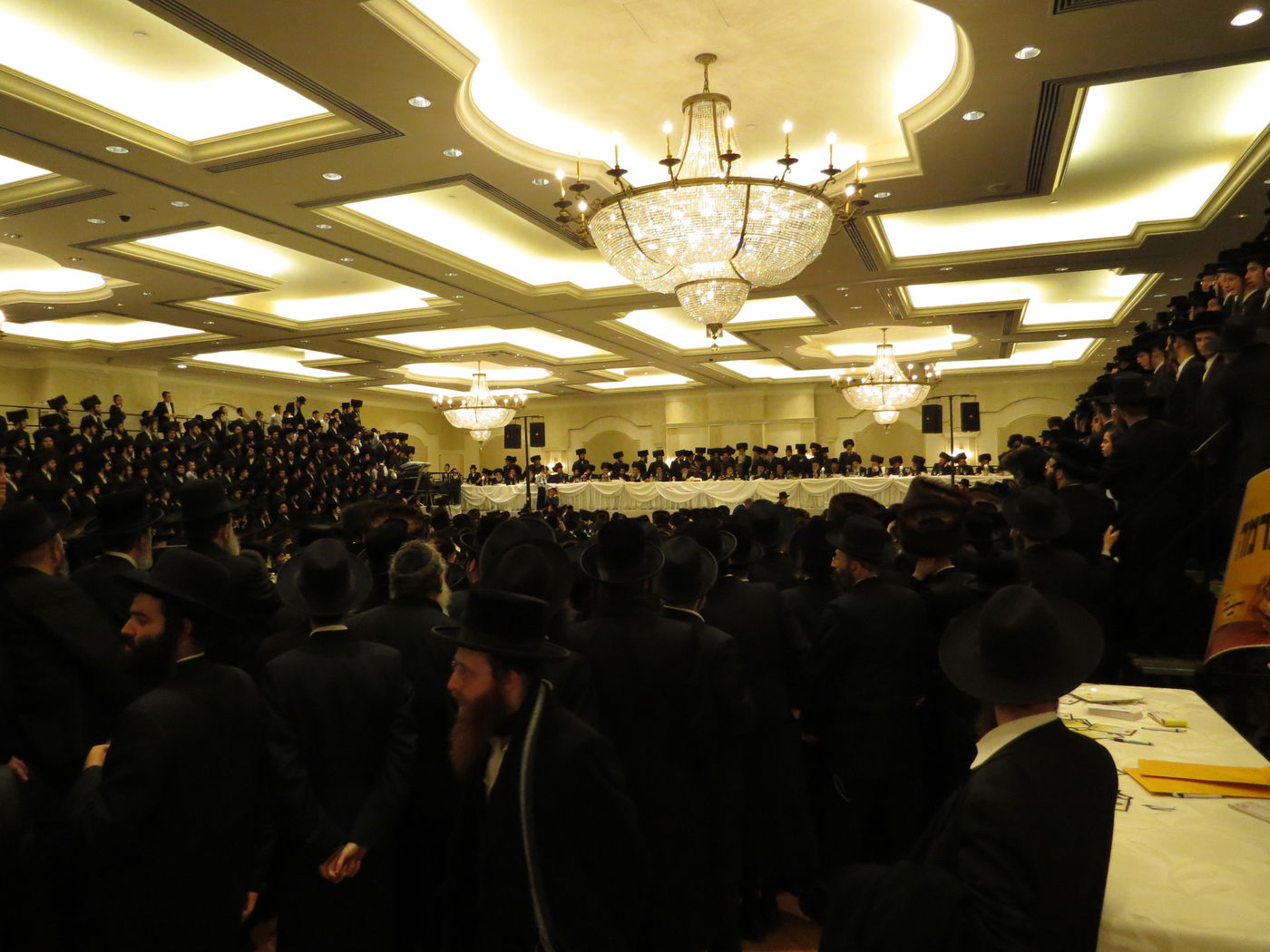 שבע ברכות לנכדי האדמו"רים מויז'ניץ ומסקווירא • גלריה