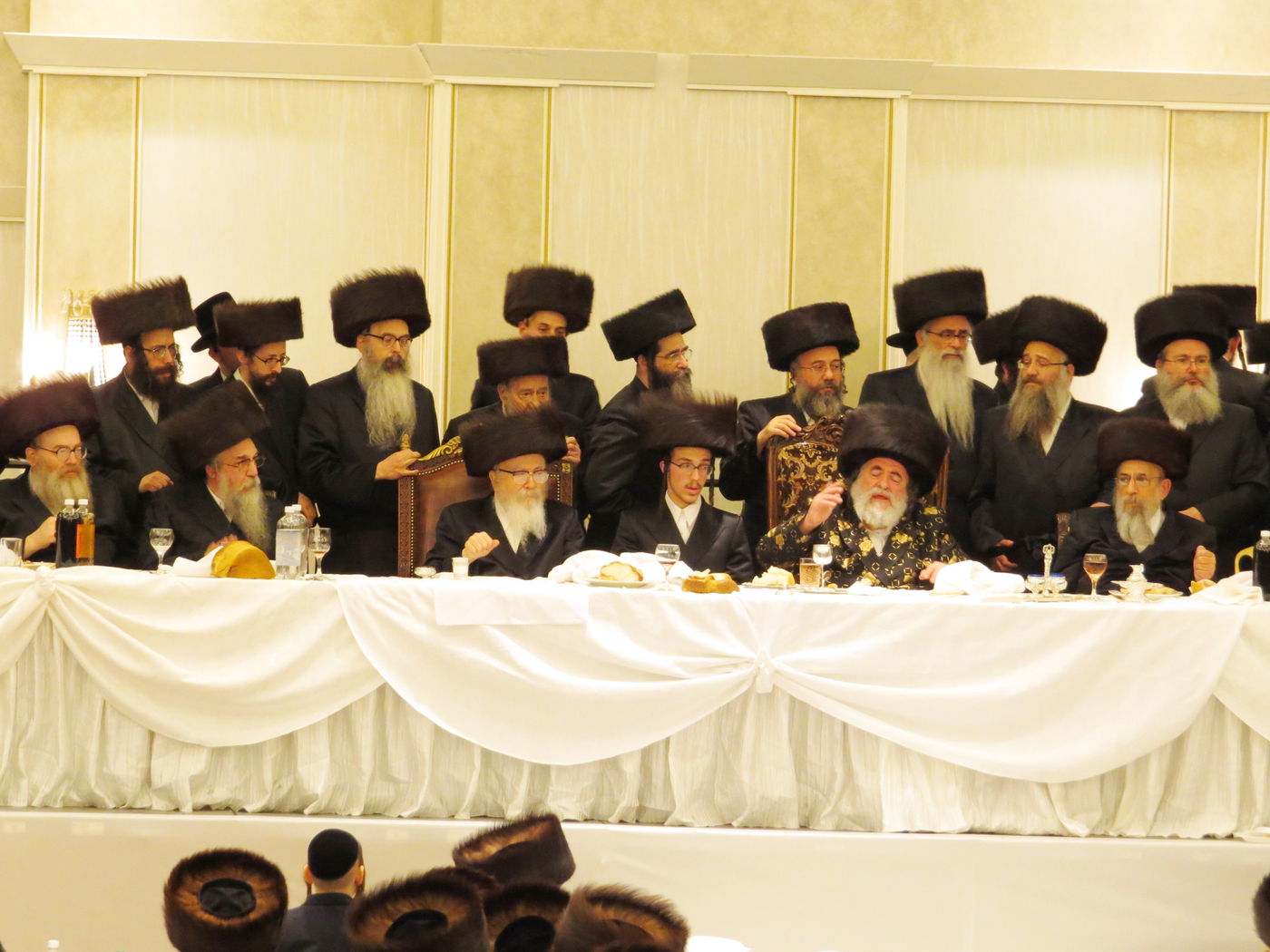 שבע ברכות לנכדי האדמו"רים מויז'ניץ ומסקווירא • גלריה