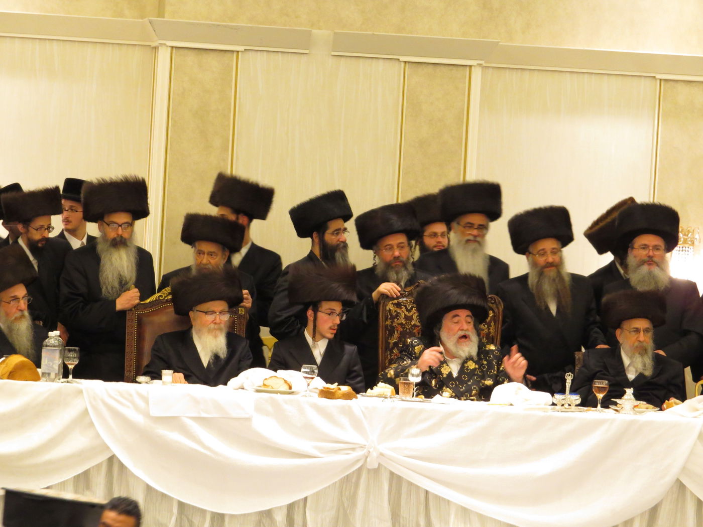 שבע ברכות לנכדי האדמו"רים מויז'ניץ ומסקווירא • גלריה