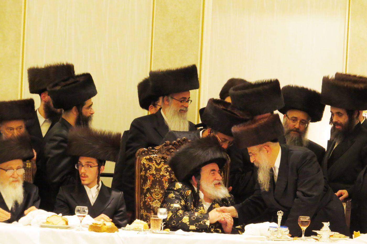 שבע ברכות לנכדי האדמו"רים מויז'ניץ ומסקווירא • גלריה