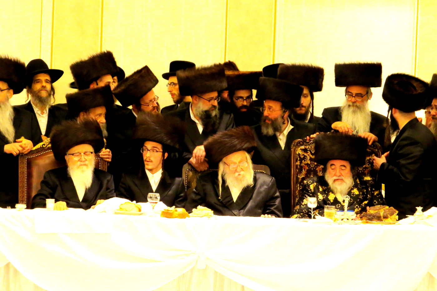 שבע ברכות לנכדי האדמו"רים מויז'ניץ ומסקווירא • גלריה