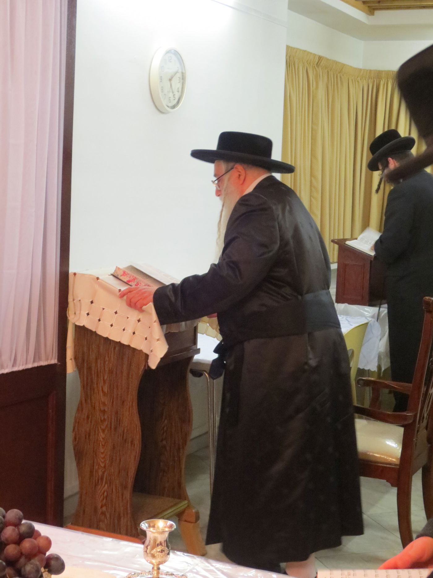 גלריה: ביקור הבזק של האדמו"ר מצאנז במנצ'סטר