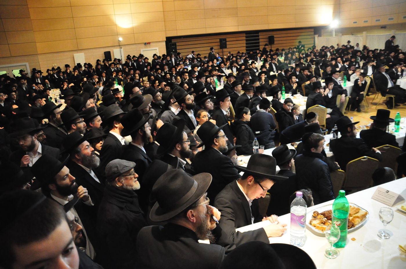 גלריה: ביקור הבזק של האדמו"ר מצאנז במנצ'סטר