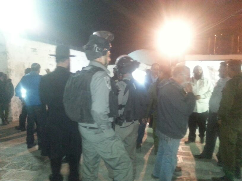 2,500 איש התפללו בקבר יוסף • תיעוד