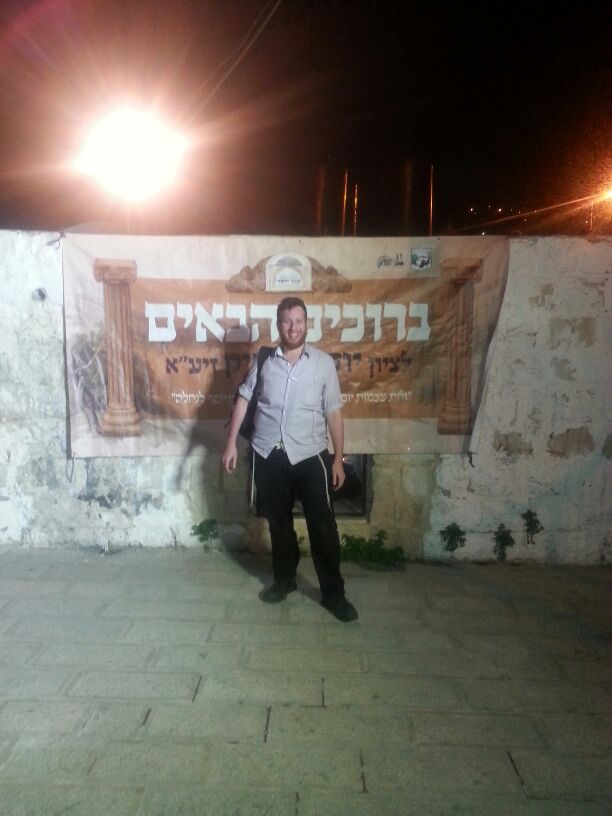 2,500 איש התפללו בקבר יוסף • תיעוד