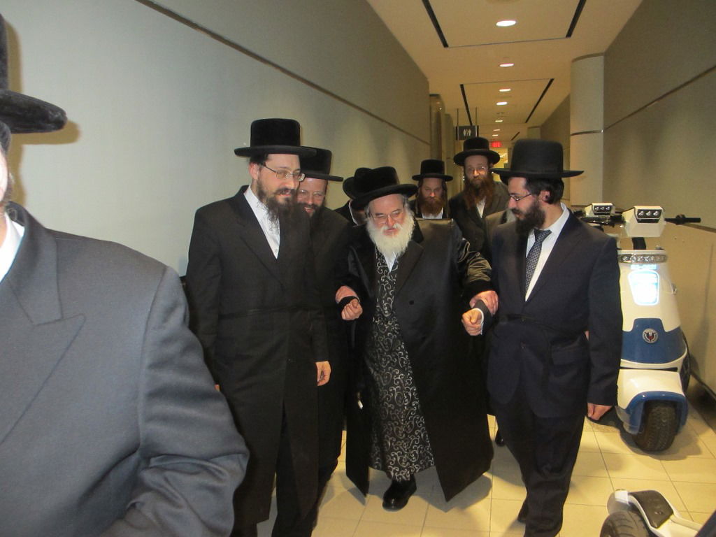 ביקור הרבי מויז'ניץ בקנדה • גלריה
