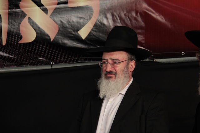 אלפים בעצרת השלושים לפטירת מרן הגר"ע יוסף