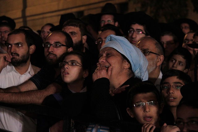 אלפים בעצרת השלושים לפטירת מרן הגר"ע יוסף