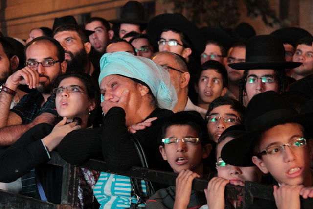 אלפים בעצרת השלושים לפטירת מרן הגר"ע יוסף