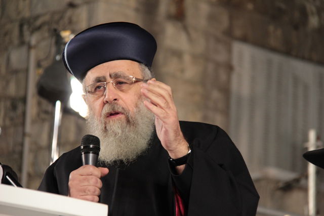 אלפים בעצרת השלושים לפטירת מרן הגר"ע יוסף