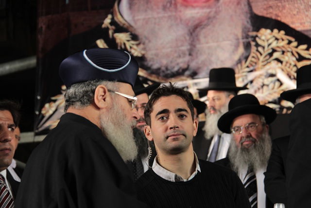 אלפים בעצרת השלושים לפטירת מרן הגר"ע יוסף