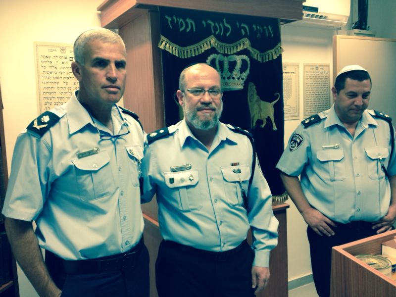גאב"ד 'העדה' הורה והעציר שוחרר לליל הסדר