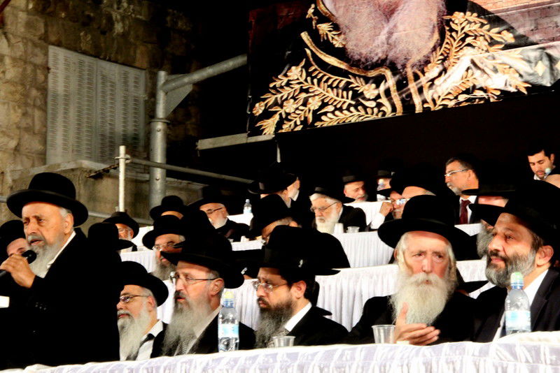 שלושים לפטירת מרן הרב עובדיה • העצרת בוידאו