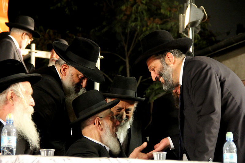 שלושים לפטירת מרן הרב עובדיה • העצרת בוידאו