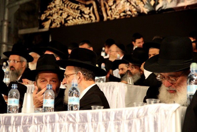 שלושים לפטירת מרן הרב עובדיה • העצרת בוידאו