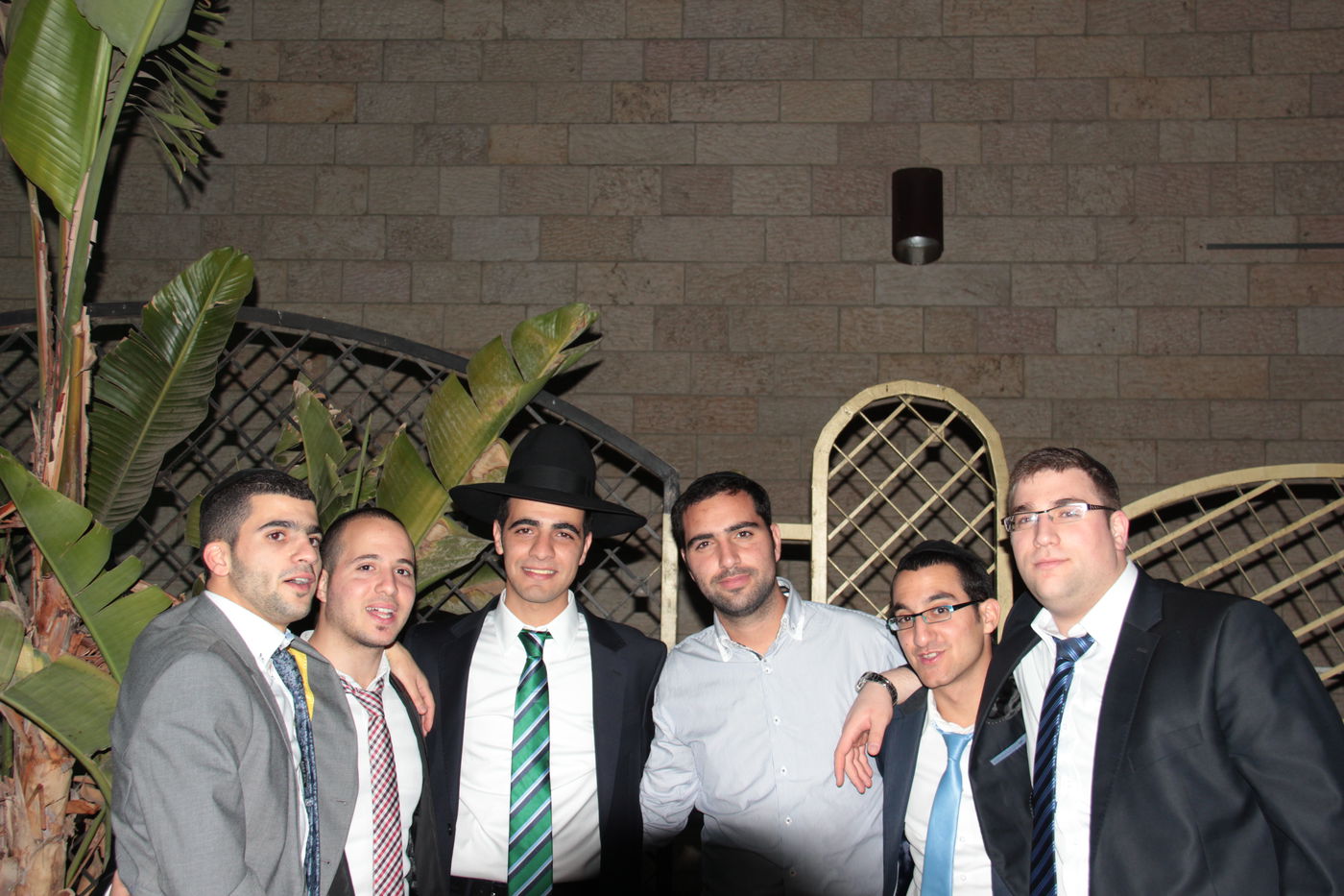 מזל טוב לכתב "כיכר השבת" ישי כהן לרגל אירוסיו • גלריה