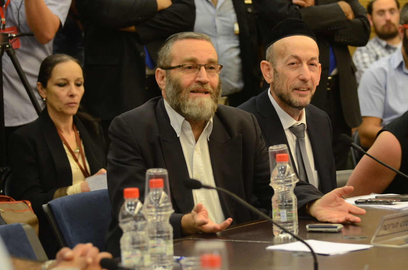 דיון סוער בועדת הפנים על הזיופים בבית שמש:"אתה לא ראש העיר, אתה נוכל"